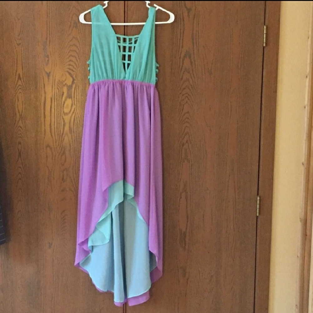 UMGEE Flirty Summer Dress. Medium.